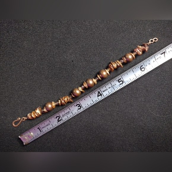 Fresh Water Pearl And Shell Bracelet - Picture 9 of 9